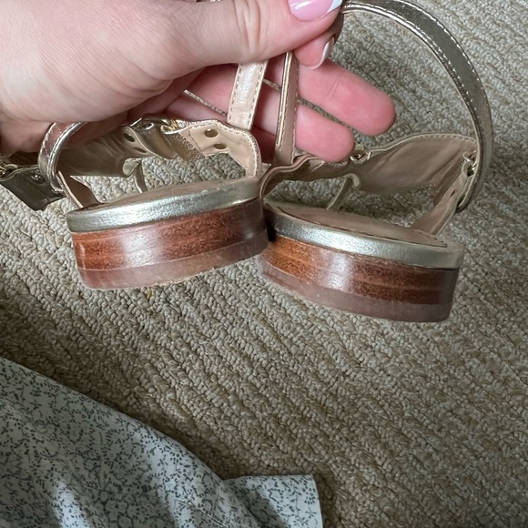 Leather Ralph Lauren sandals. Great condition-like new. - Picture 3 of 8